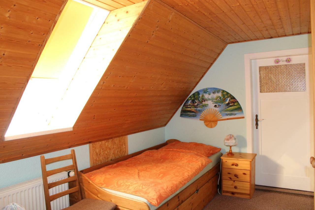 Ferienwohnung "An Der St. Ludmila" Crostwitz Exteriör bild