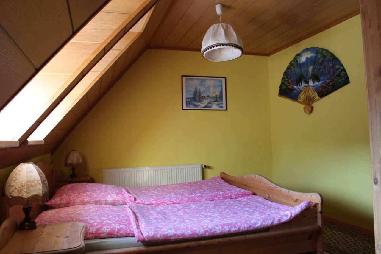 Ferienwohnung "An Der St. Ludmila" Crostwitz Exteriör bild