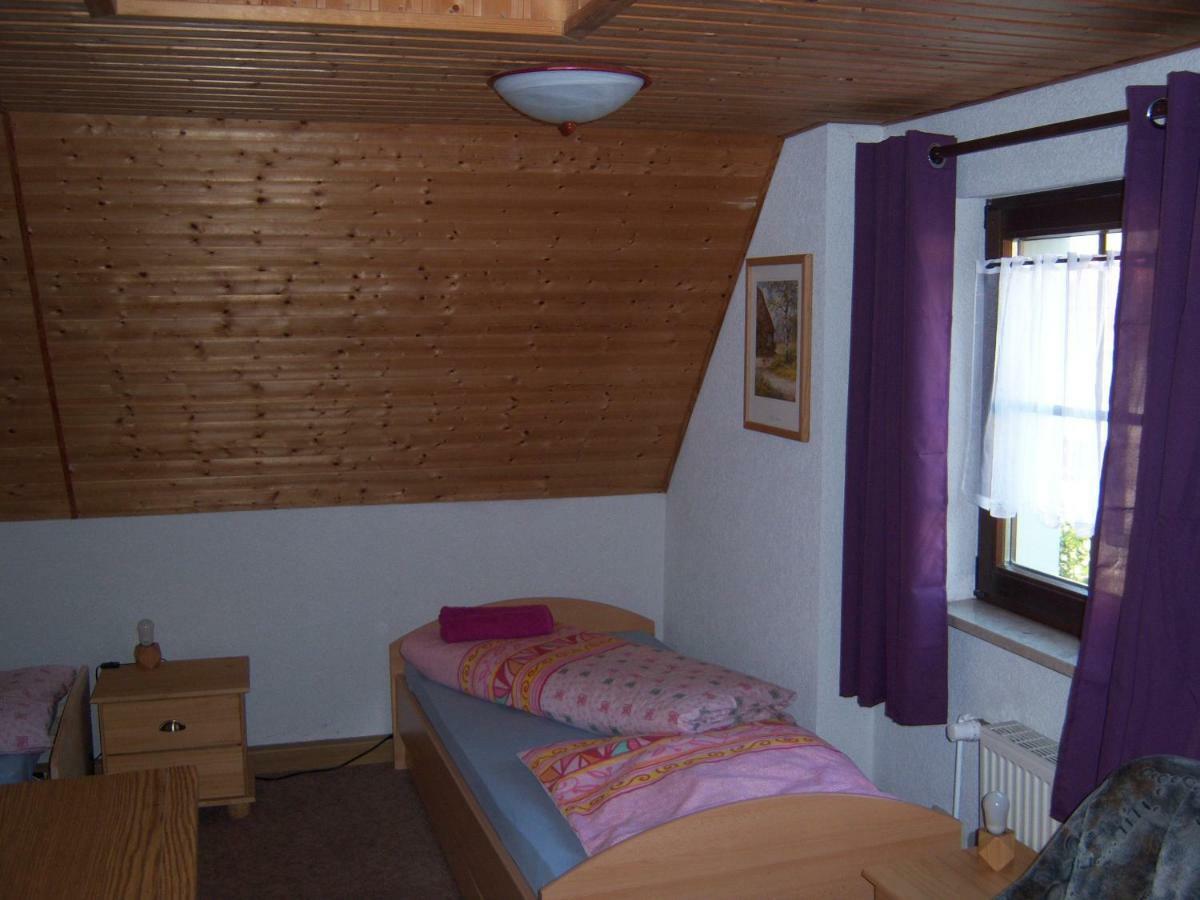Ferienwohnung "An Der St. Ludmila" Crostwitz Exteriör bild
