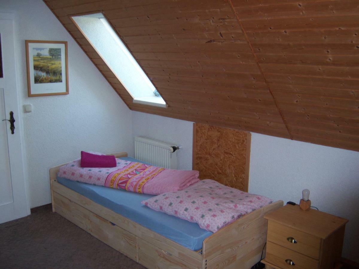 Ferienwohnung "An Der St. Ludmila" Crostwitz Exteriör bild